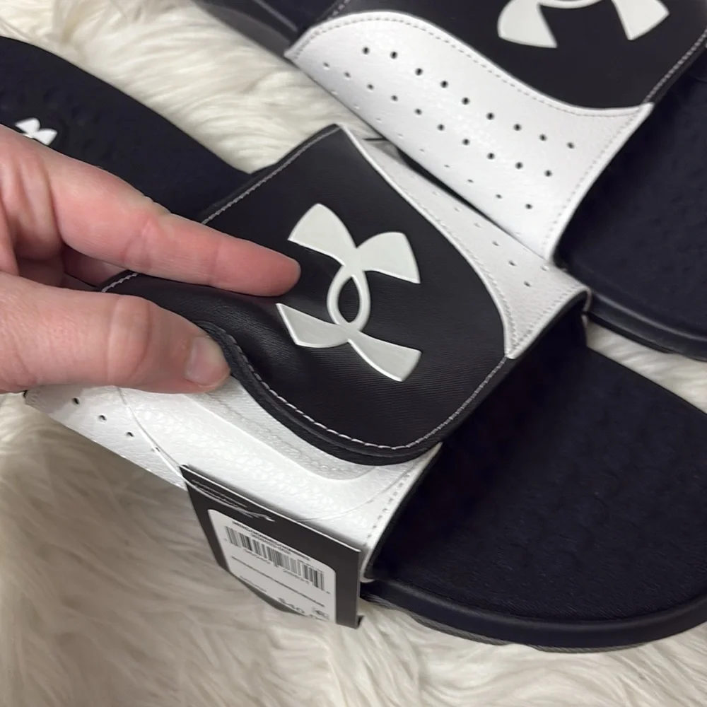 NEW In Packaging Under Armour Men’s Black And White Ignite Pro Slides Size 17